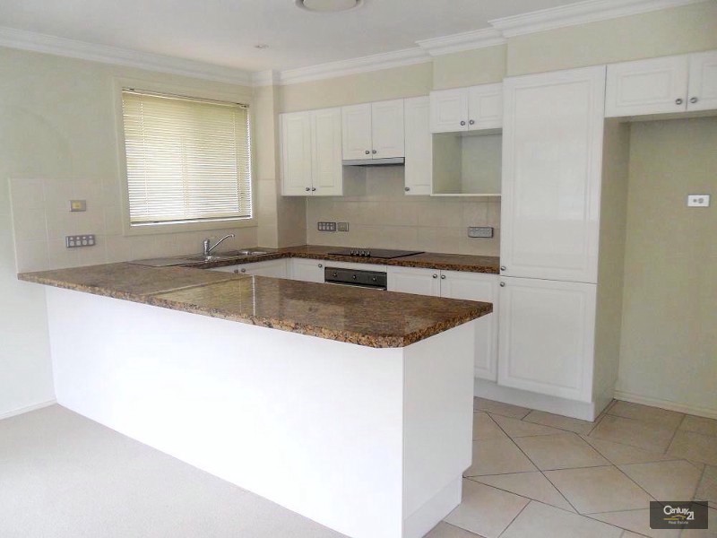 32 Wattlecliffe Drive, Blaxland NSW 2774