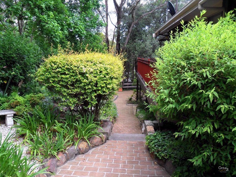 20 Reserve Avenue, Blaxland NSW 2774