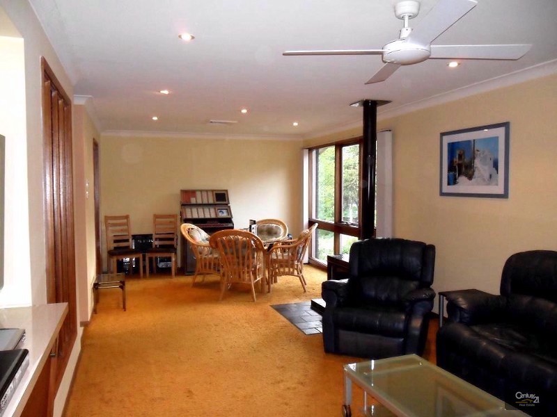 20 Reserve Avenue, Blaxland NSW 2774