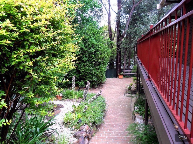 20 Reserve Avenue, Blaxland NSW 2774