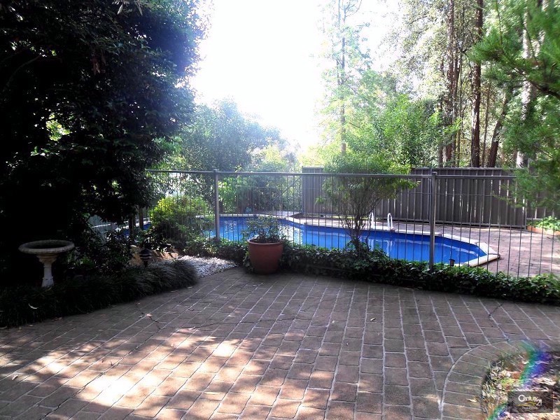 20 Reserve Avenue, Blaxland NSW 2774