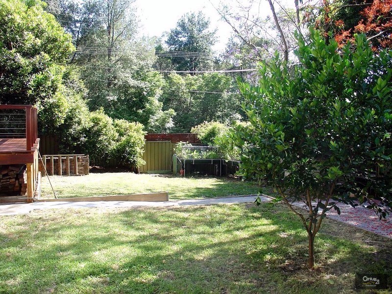 11 Lagoon Drive, Glenbrook NSW 2773