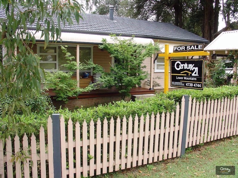 11 Lagoon Drive, Glenbrook NSW 2773