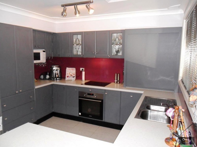 10 Outlook Avenue, Mount Riverview NSW 2774