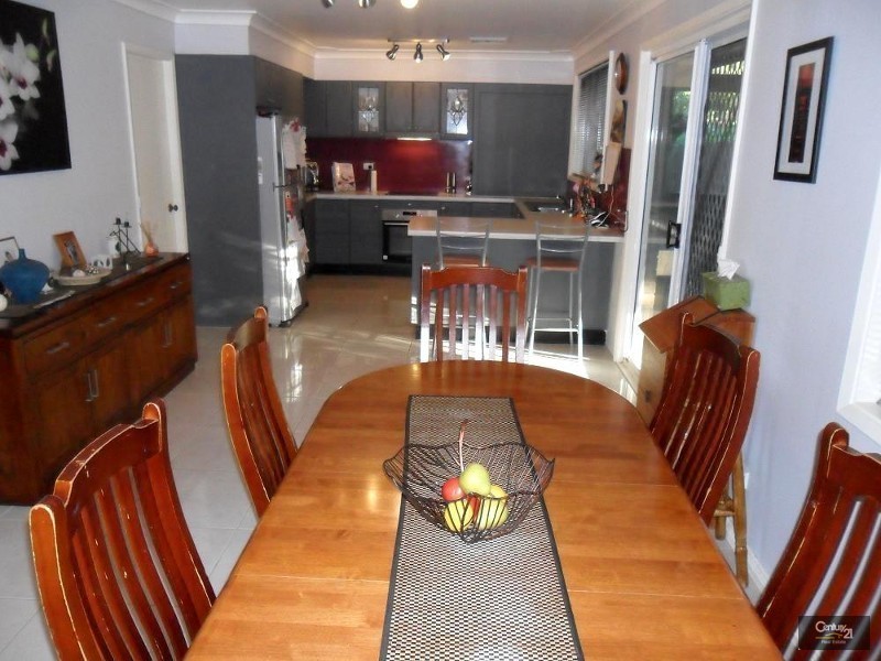 10 Outlook Avenue, Mount Riverview NSW 2774