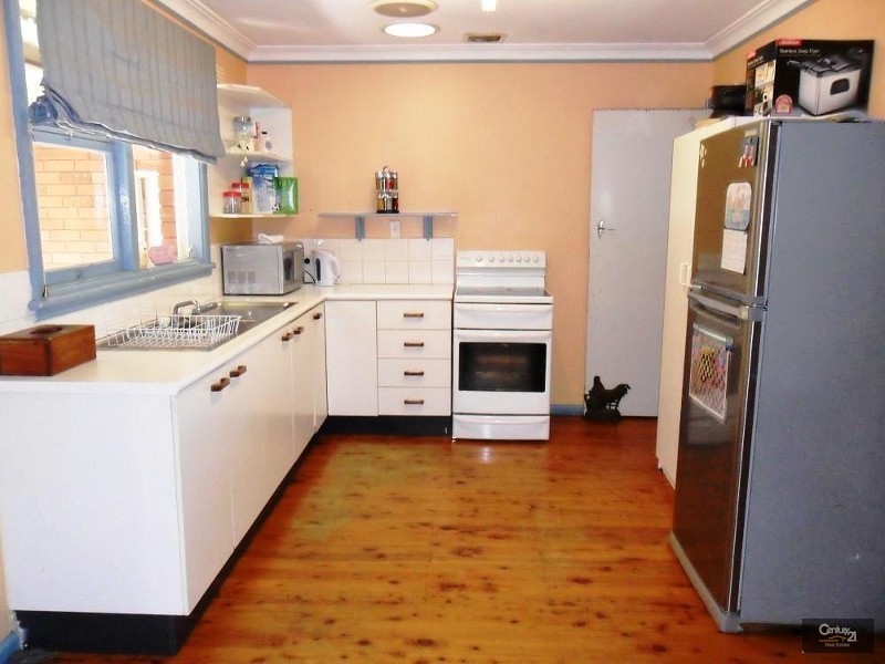 9 Lookout Avenue, Blaxland NSW 2774