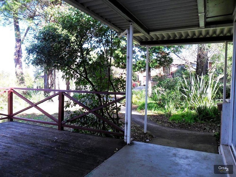 9 Lookout Avenue, Blaxland NSW 2774