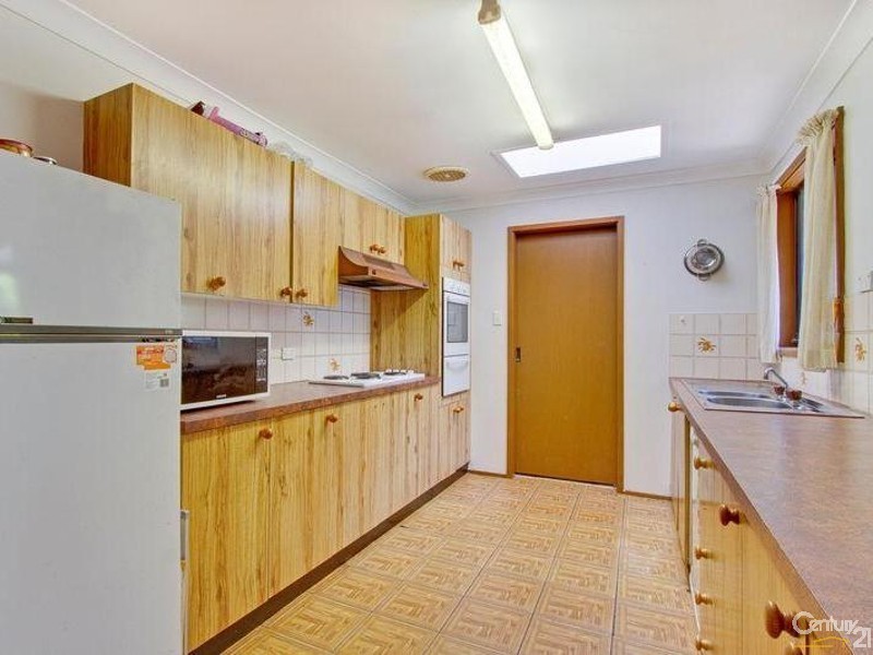 36 Curvers Drive, Mount Riverview NSW 2774