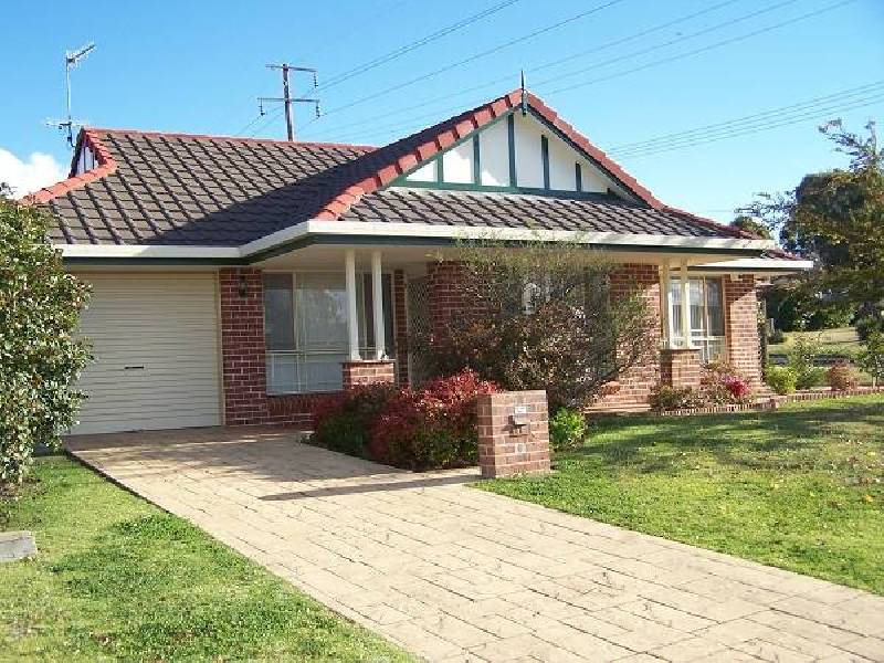 48 CLAUDE STREET, Armidale NSW 2350