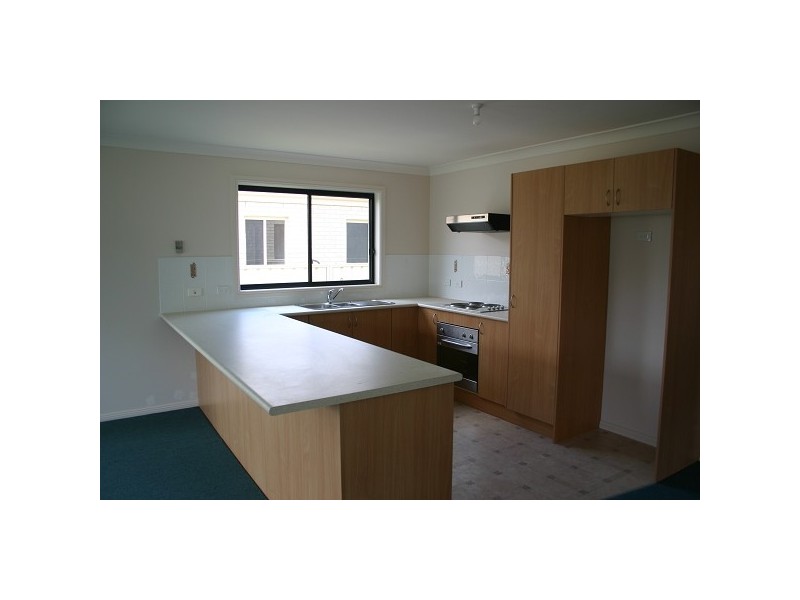 1/64 Martin  Street, Armidale NSW 2350