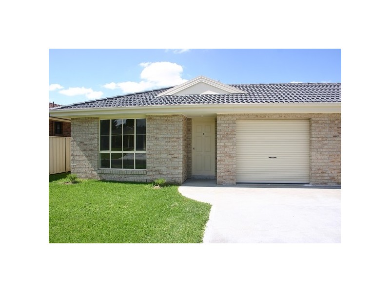 1/15 CONNINGDALE CRESCENT, Armidale NSW 2350