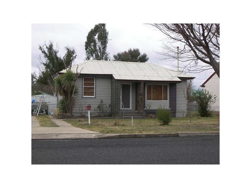 67 Brown Street, Armidale NSW 2350