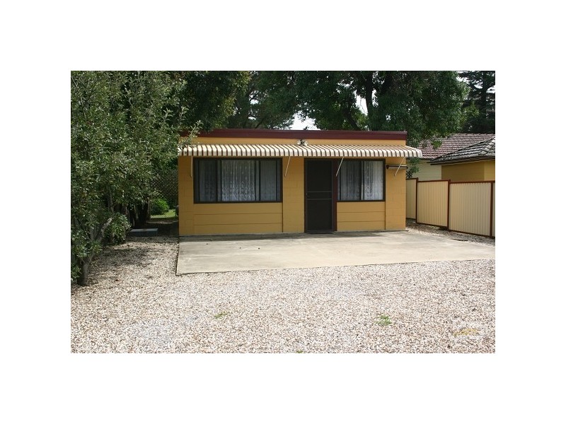7 HELEN AVENUE, Armidale NSW 2350