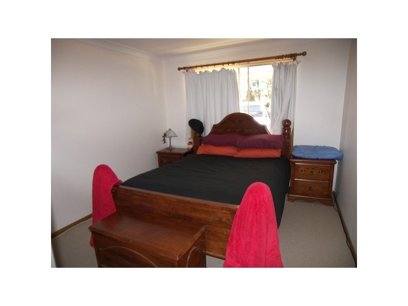 4 Eva Place, Armidale NSW 2350