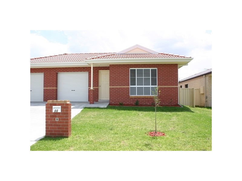 2/66 MARTIN STREET, Armidale NSW 2350