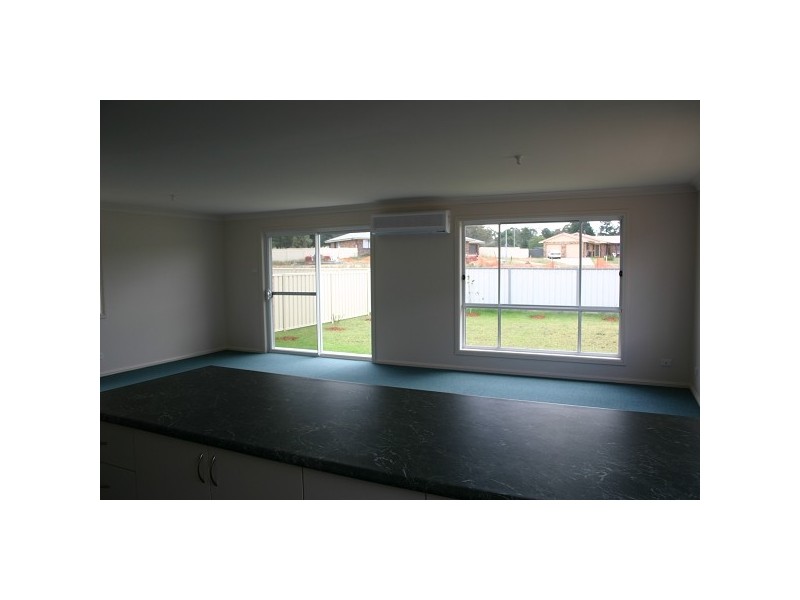 2/66 MARTIN STREET, Armidale NSW 2350