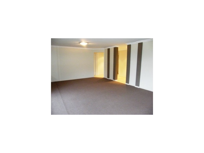 4 McCarthy Crescent, Armidale NSW 2350