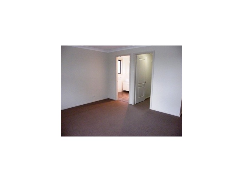 4 McCarthy Crescent, Armidale NSW 2350