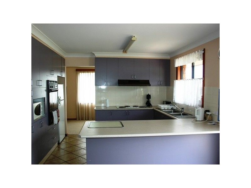3 Kilcoy Close, Armidale NSW 2350