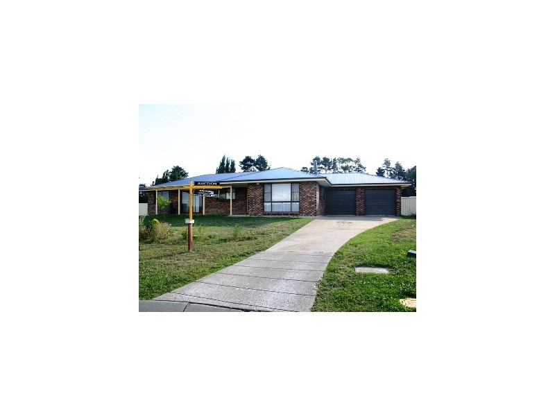 10 Pointsfield Place, Armidale NSW 2350