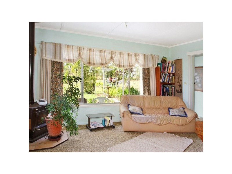 209 Clarks Road, Armidale NSW 2350