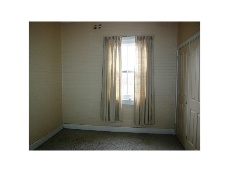 18 Samuelson Crescent, Armidale NSW 2350