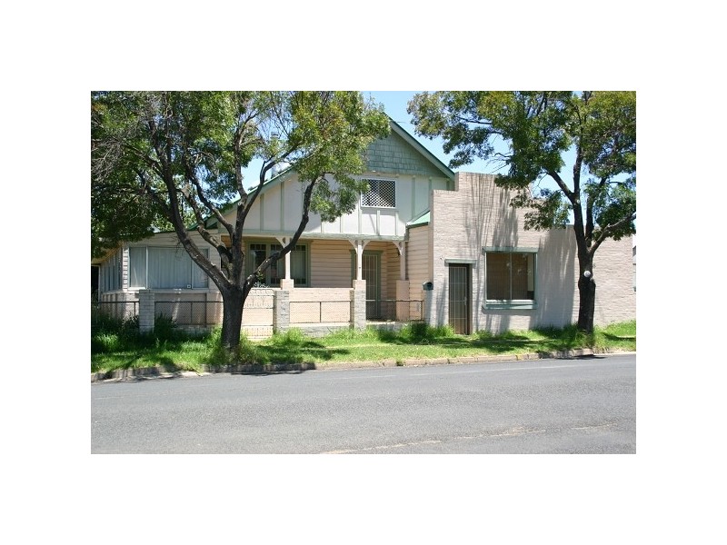 2/312 Beardy Street, Armidale NSW 2350