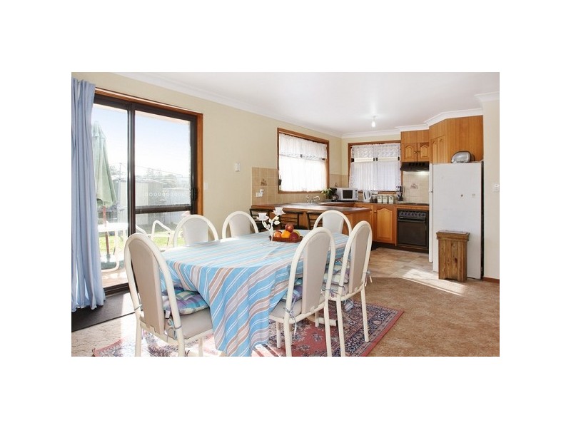 17 Conningdale Crescent, Armidale NSW 2350