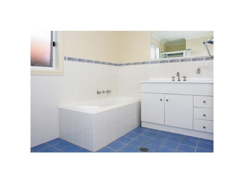 1/4 Kilcoy Close, Armidale NSW 2350