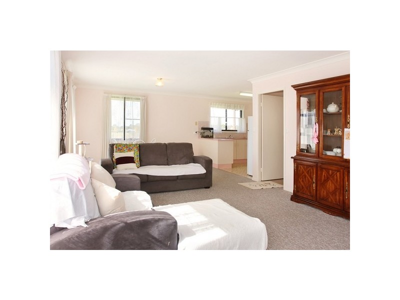 1 & 2/1 Conningdale Crescent, Armidale NSW 2350