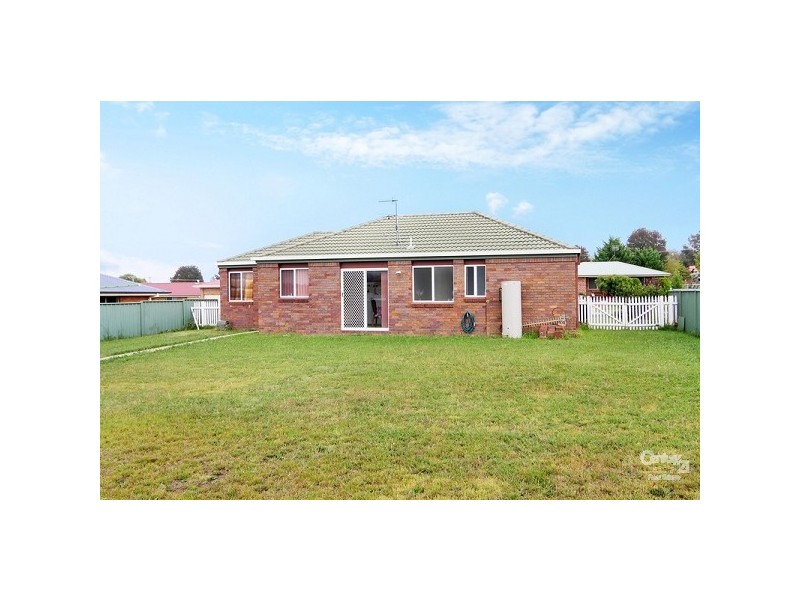 3 Aldred Avenue, Armidale NSW 2350