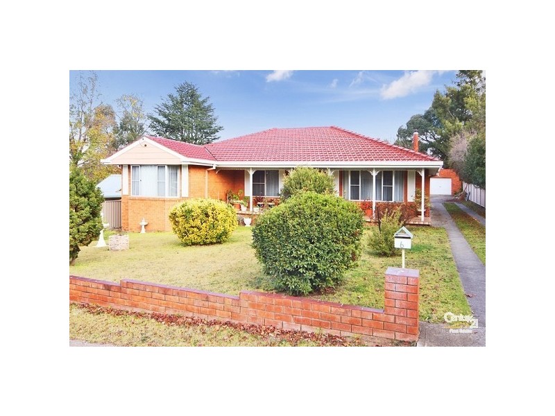 6 Drummond Avenue, Armidale NSW 2350