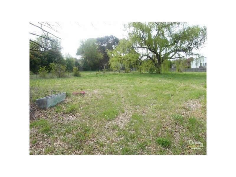 8 Power Place, Armidale NSW 2350