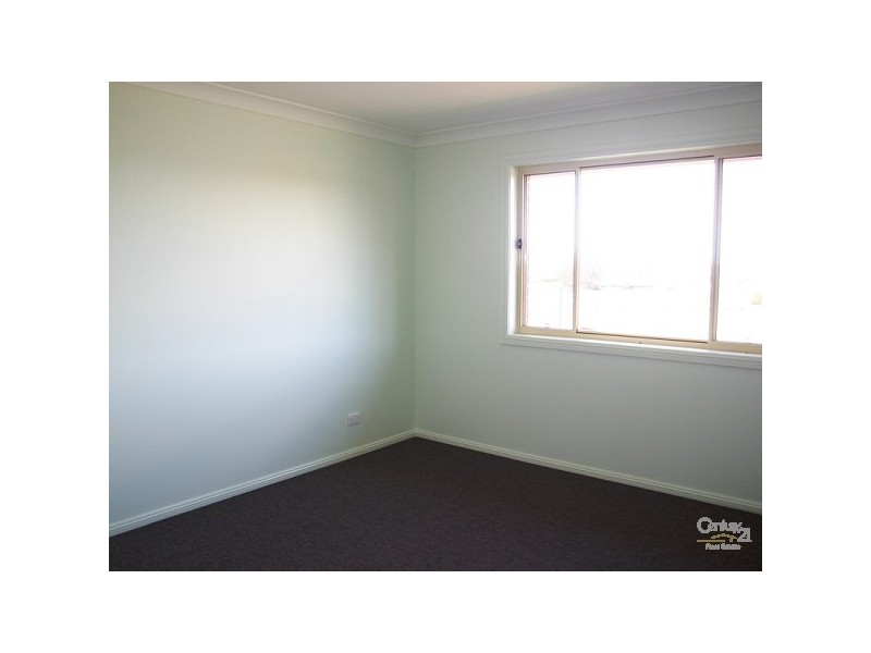 2/2 Conningdale Crescent, Armidale NSW 2350