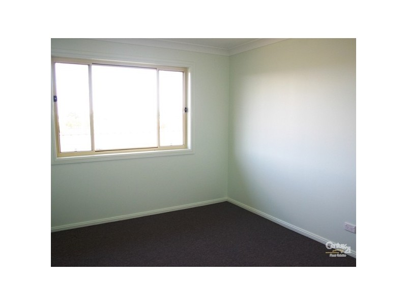2/2 Conningdale Crescent, Armidale NSW 2350