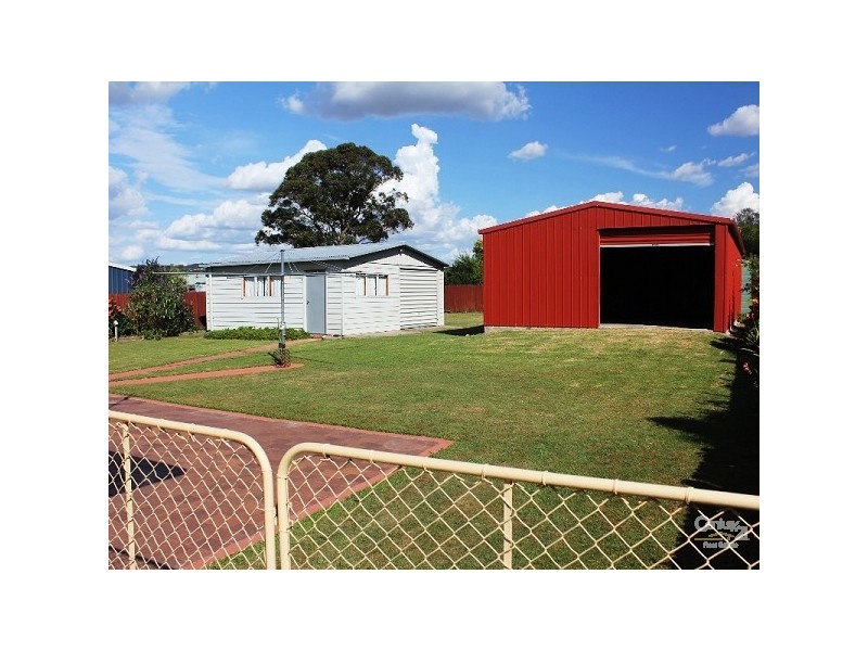 11 McMahon Street, Uralla NSW 2358
