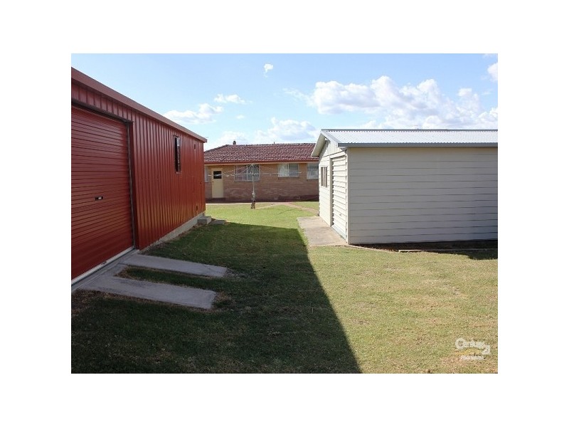 11 McMahon Street, Uralla NSW 2358