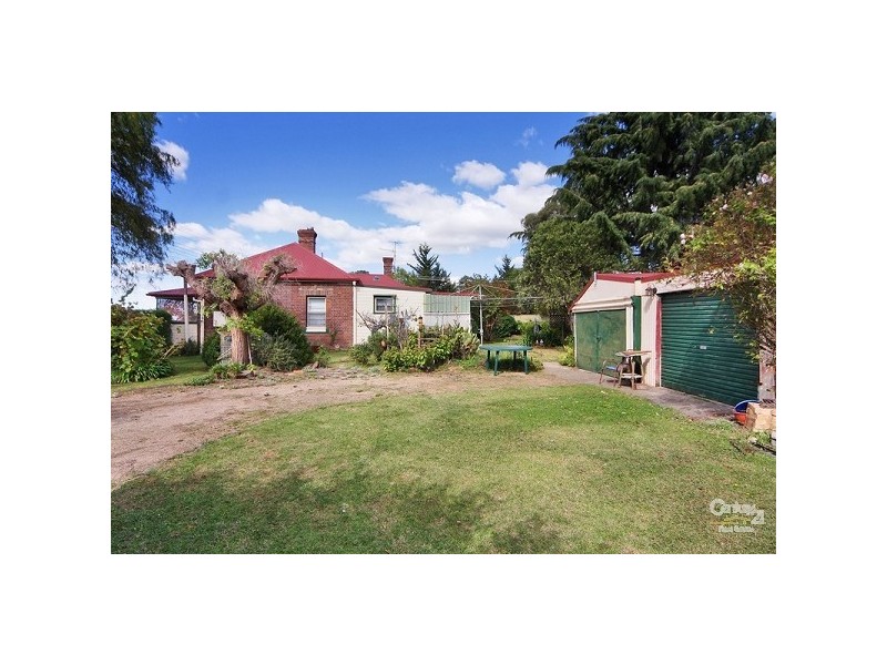 222 Mann Street, Armidale NSW 2350