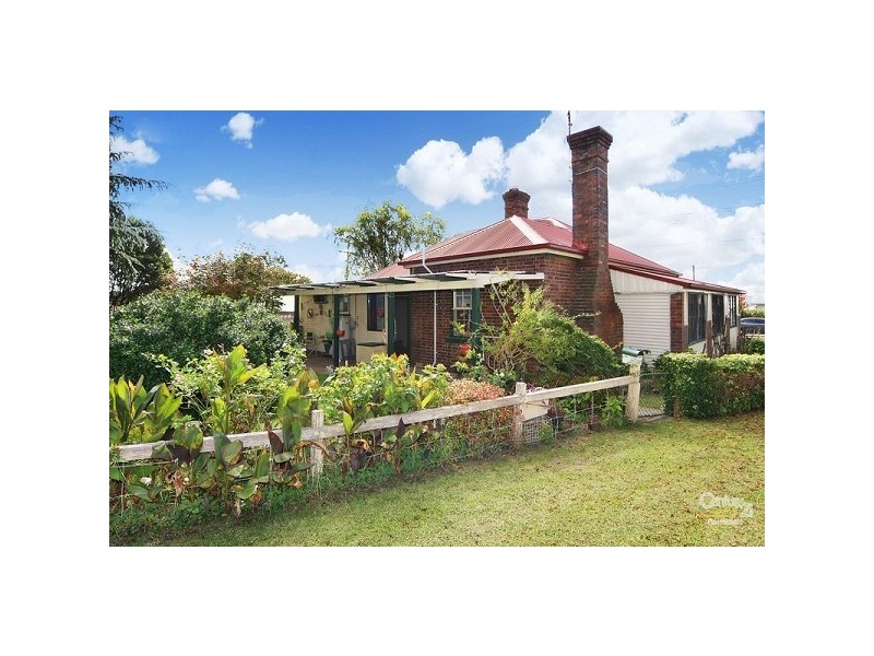 222 Mann Street, Armidale NSW 2350