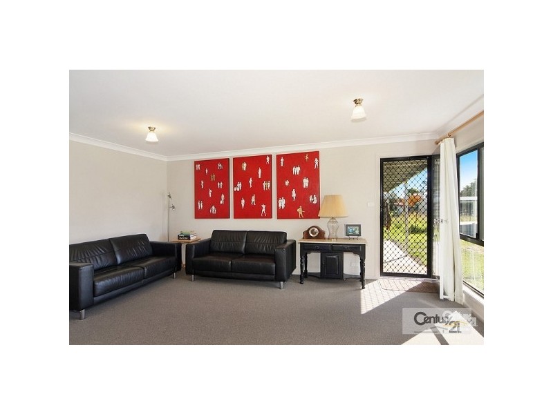 6 Scouler Street, Hillgrove NSW 2350