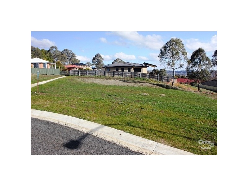 4 Grandview Crescent, Armidale NSW 2350