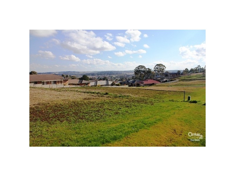 10 Grandview Crescent, Armidale NSW 2350