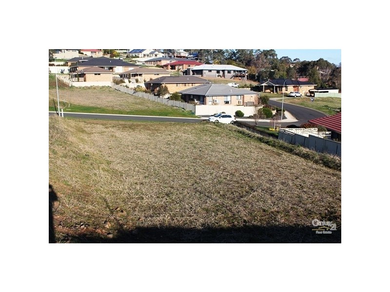 19 Grandview Crescent, Armidale NSW 2350