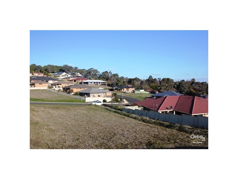 19 Grandview Crescent, Armidale NSW 2350