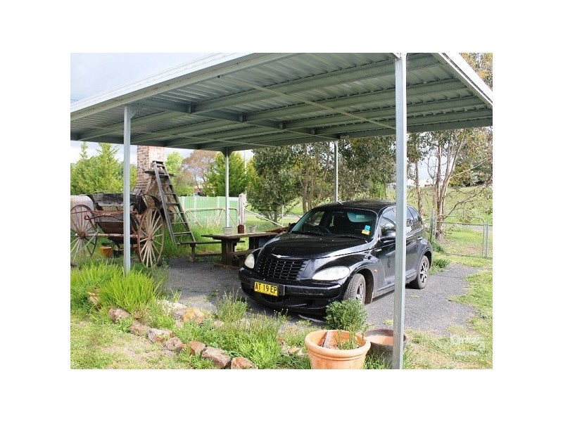 12 Moredun Road, Ben Lomond NSW 2365