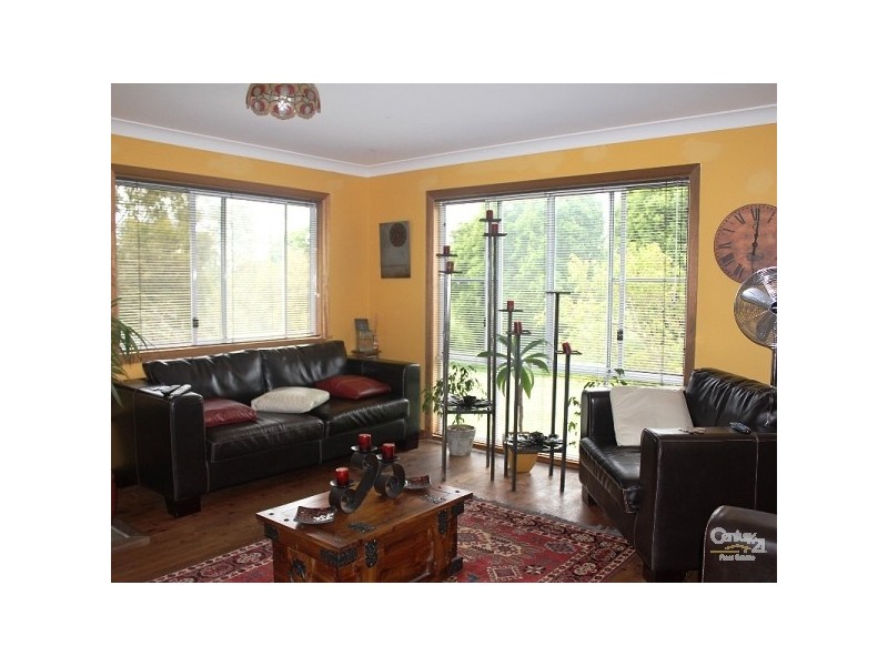 12 Moredun Road, Ben Lomond NSW 2365