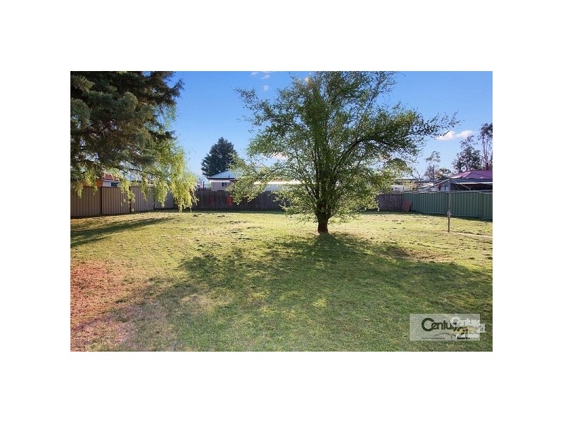 4 Fayle Avenue, Armidale NSW 2350