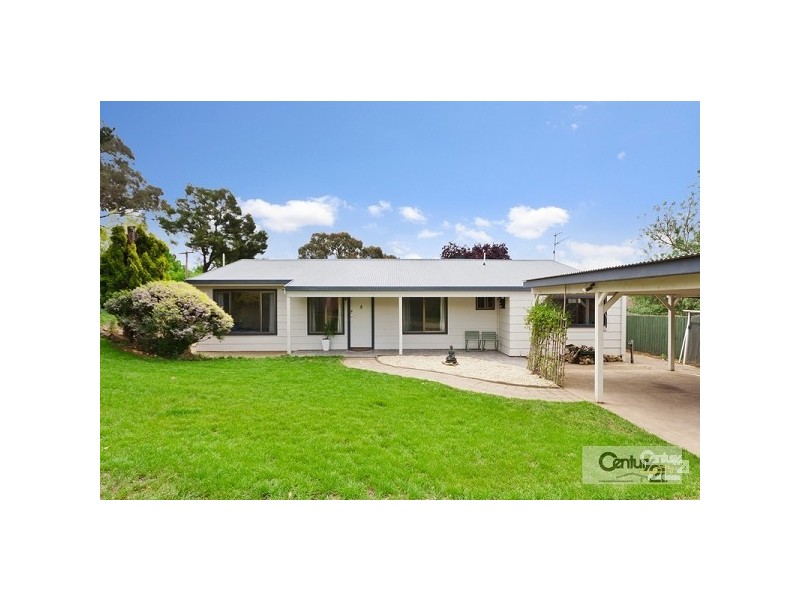 20 Chestnut Avenue, Armidale NSW 2350