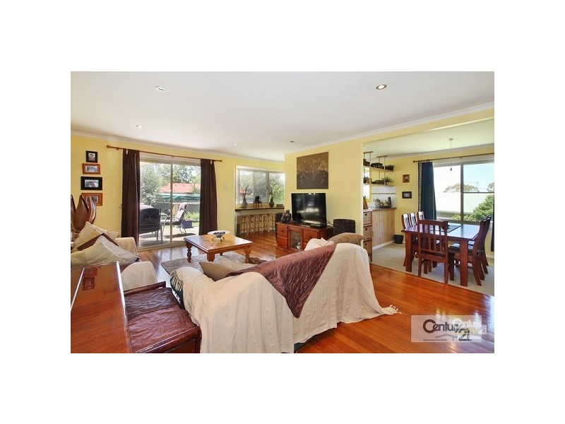 8 Erin Court, Armidale NSW 2350