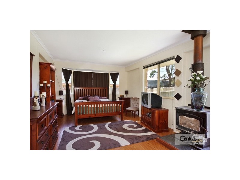 8 Erin Court, Armidale NSW 2350